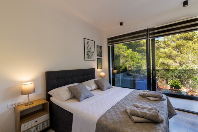 Villa Hedona mit beheiztem Pool und Hydro-Massage-Bereich, Komarna Komarna