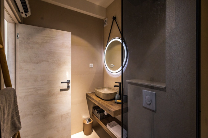 Innenbereich, Villa Hedona mit beheiztem Pool und Hydro-Massage-Bereich, Komarna Komarna