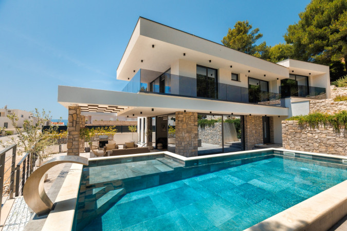 Au&szlig;enbereich, Villa Hedona mit beheiztem Pool und Hydro-Massage-Bereich, Komarna Komarna