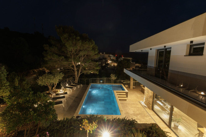 Au&szlig;enbereich, Villa Hedona mit beheiztem Pool und Hydro-Massage-Bereich, Komarna Komarna
