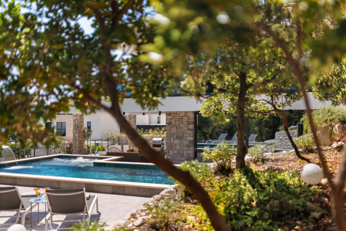 Au&szlig;enbereich, Villa Hedona mit beheiztem Pool und Hydro-Massage-Bereich, Komarna Komarna