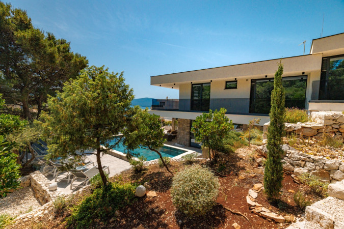 Au&szlig;enbereich, Villa Hedona mit beheiztem Pool und Hydro-Massage-Bereich, Komarna Komarna