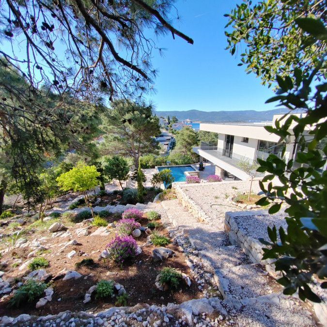Au&szlig;enbereich, Villa Hedona mit beheiztem Pool und Hydro-Massage-Bereich, Komarna Komarna